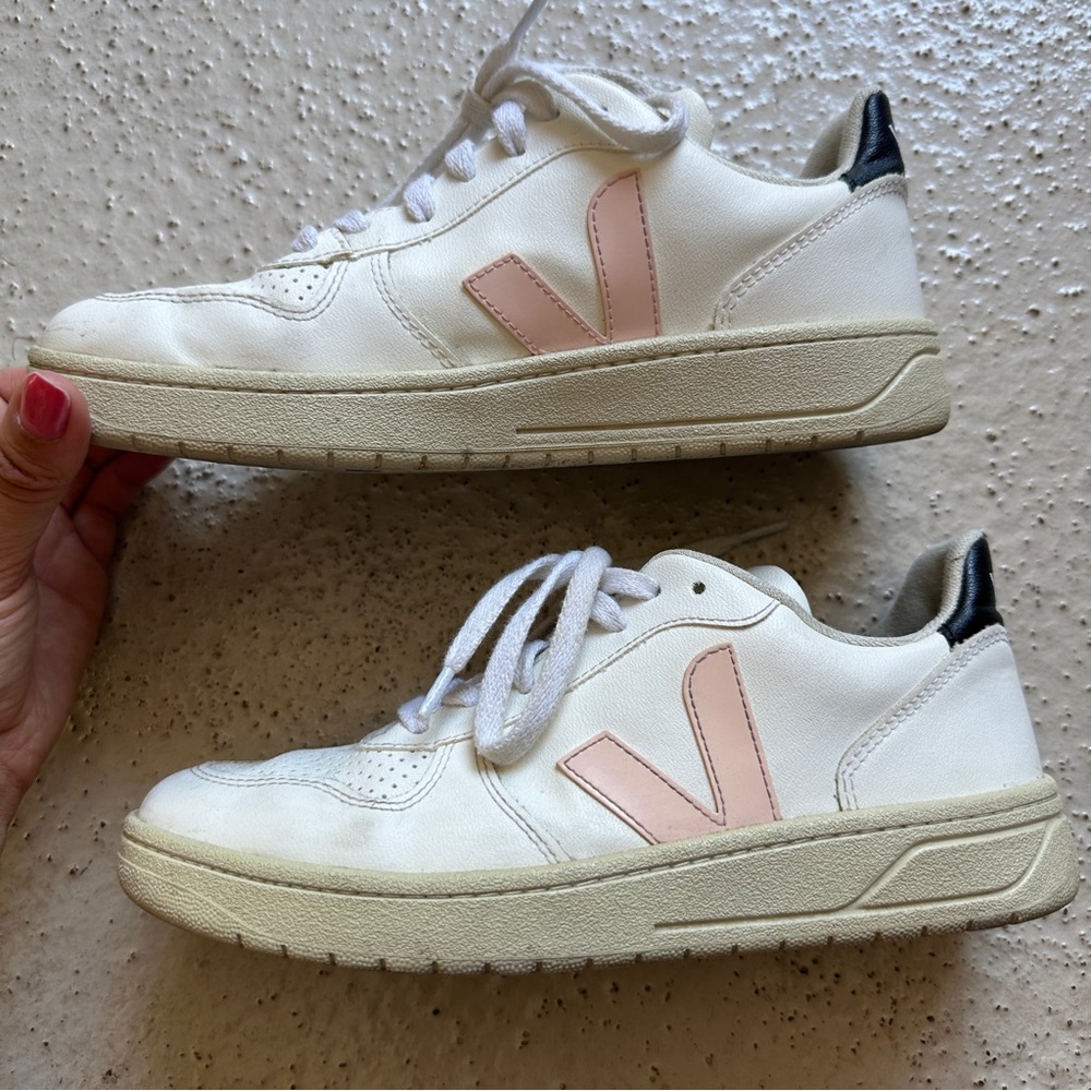 Veja sneakers